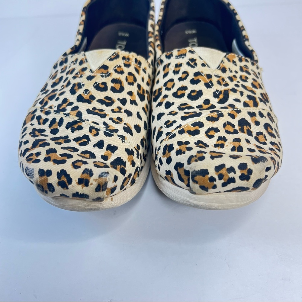 Classic Leopard Print Canvas Tom’s in Women’s Size 9.5